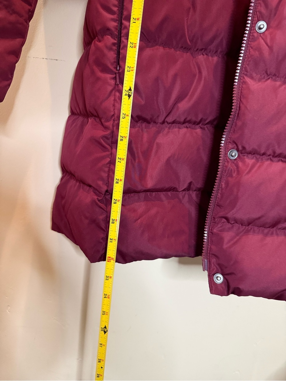 Lands' End Deep Wine Red Puffer Jacket with faux fur hood. - Picture 5 of 10